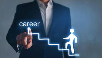 Navigating Career Changes: Tips for a Smooth and Successful Transition